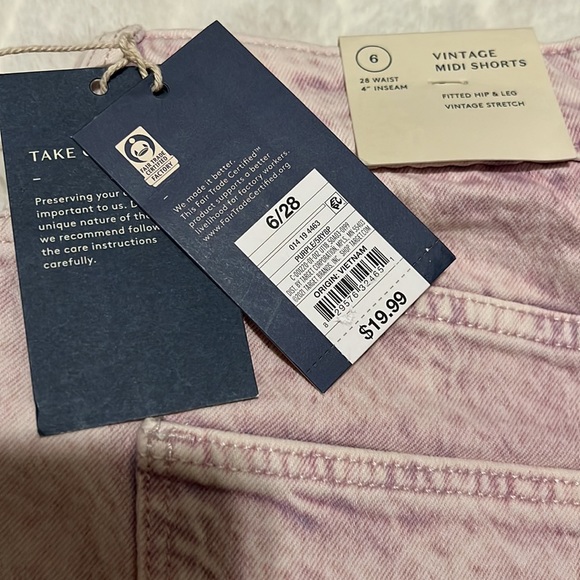 Universal Thread Mid Rise Shorts - Picture 5 of 5